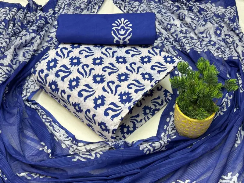 New Unstitched Mom Batik Three Piece Collection For Women